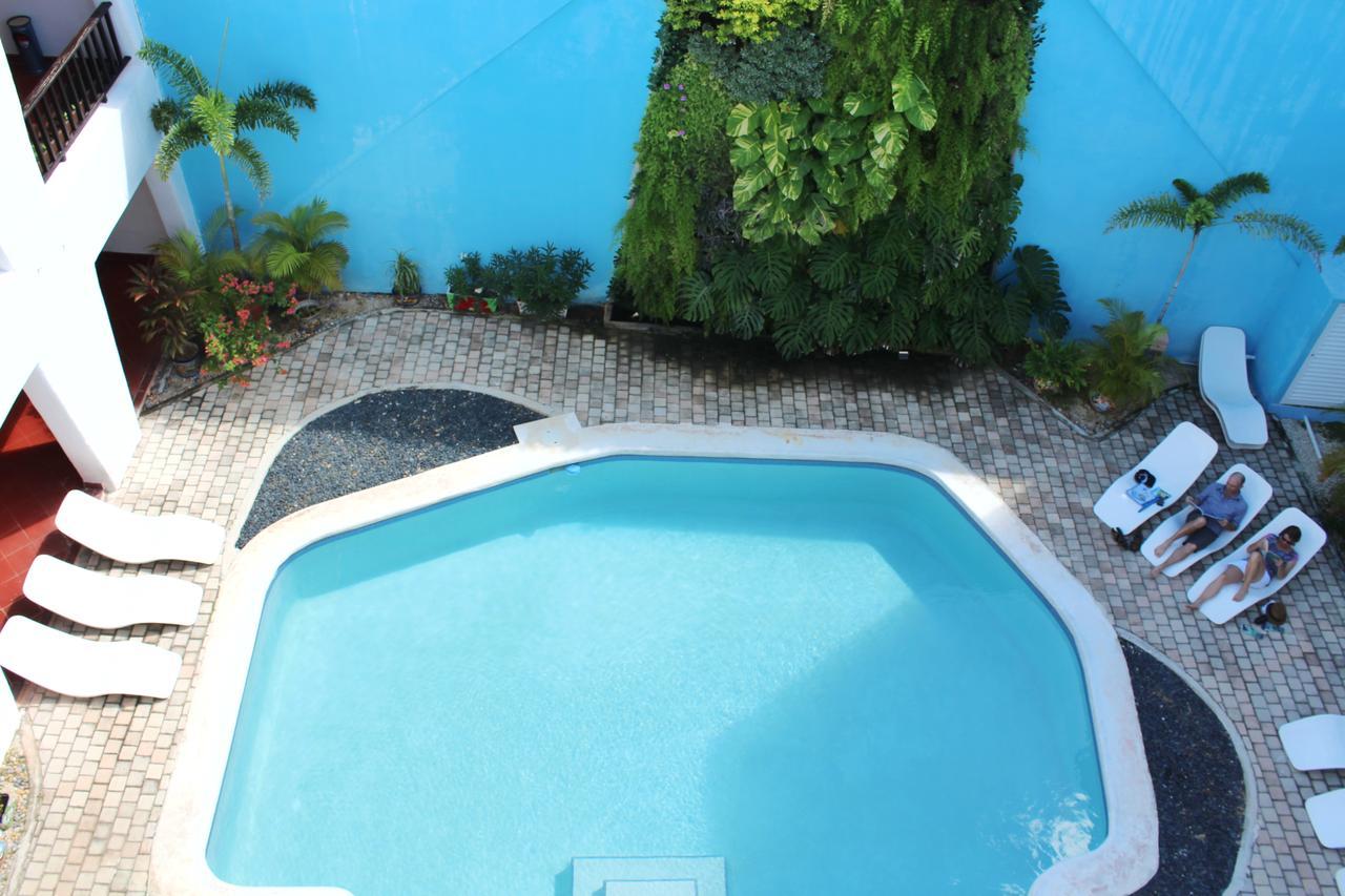 Hotel Berny Isla Mujeres Exterior photo